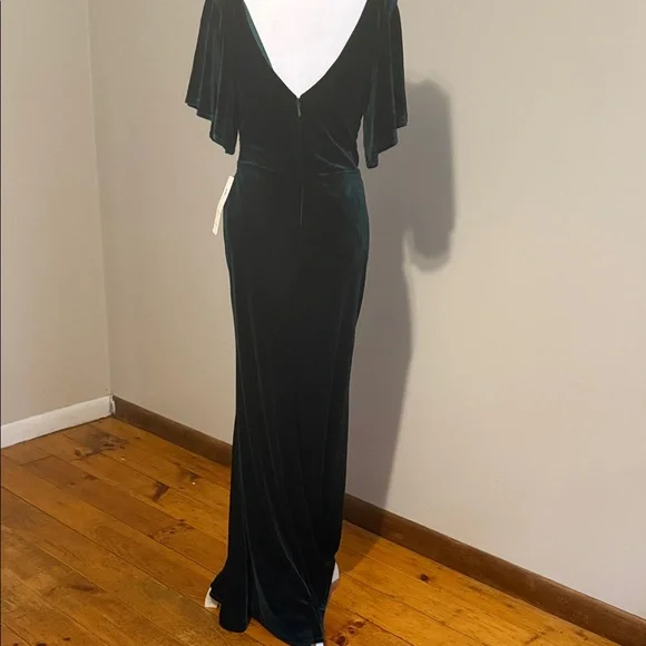 Luxurious Dark Green Velvet Maxi Dress - Picture 5 of 7